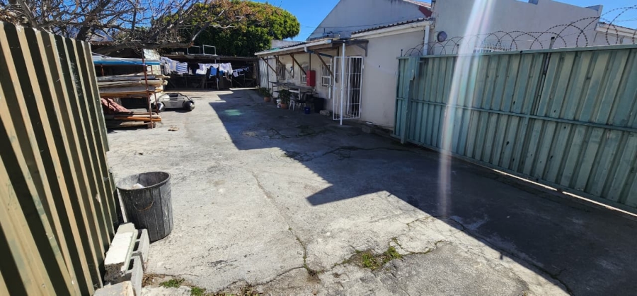 Commercial Property for Sale in Heathfield Western Cape